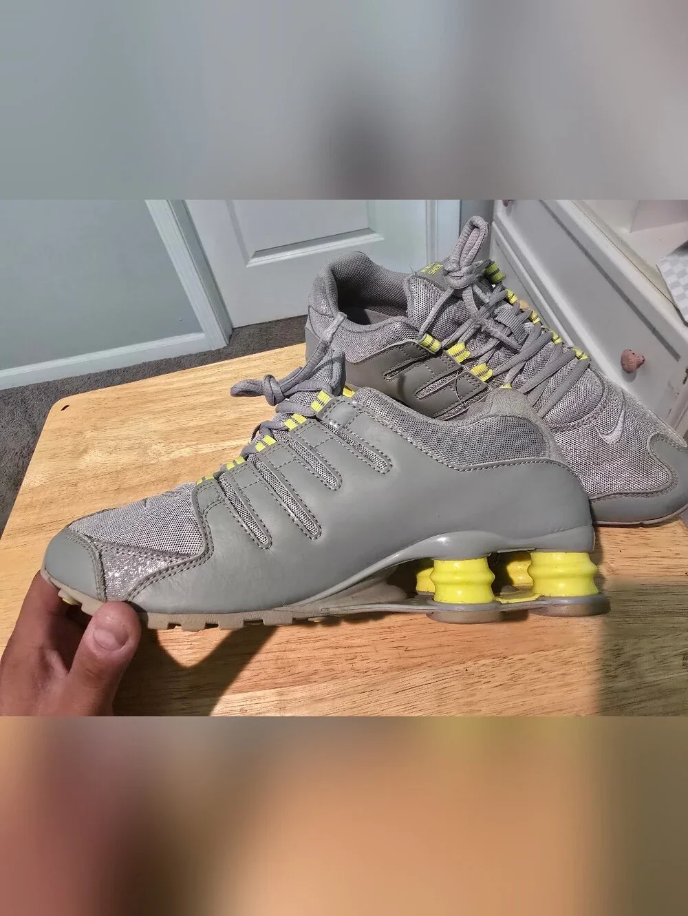 VINTAGE Nike Shox NZ Medium Grey/Sonic Yellow Running Shoes! Size 9 Women's 2011
